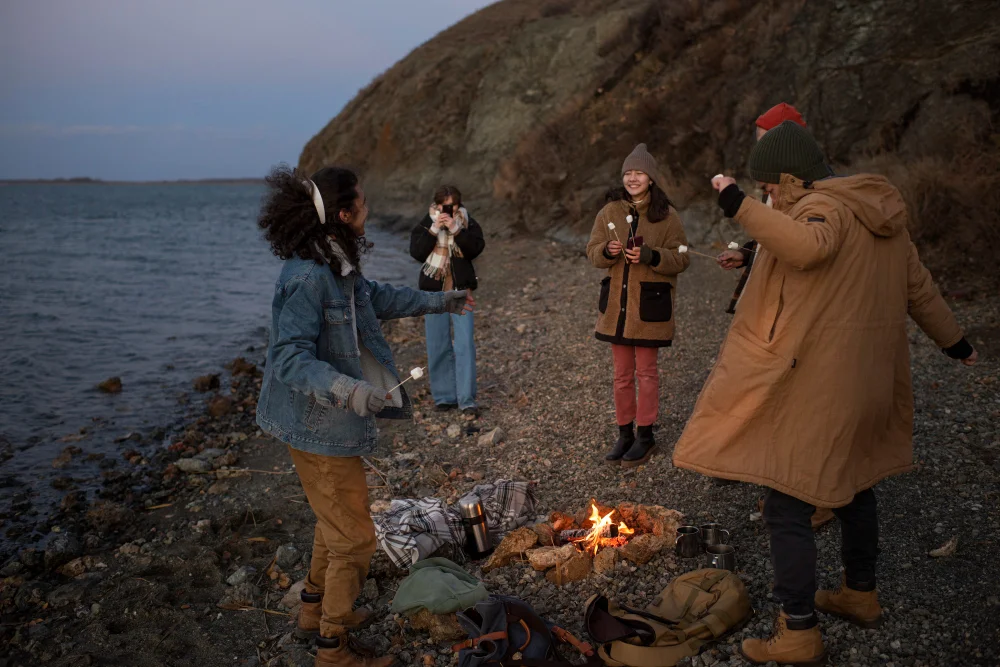 What Is a Nomadic Lifestyle: Explore Freedom, Travel & Mobility 
